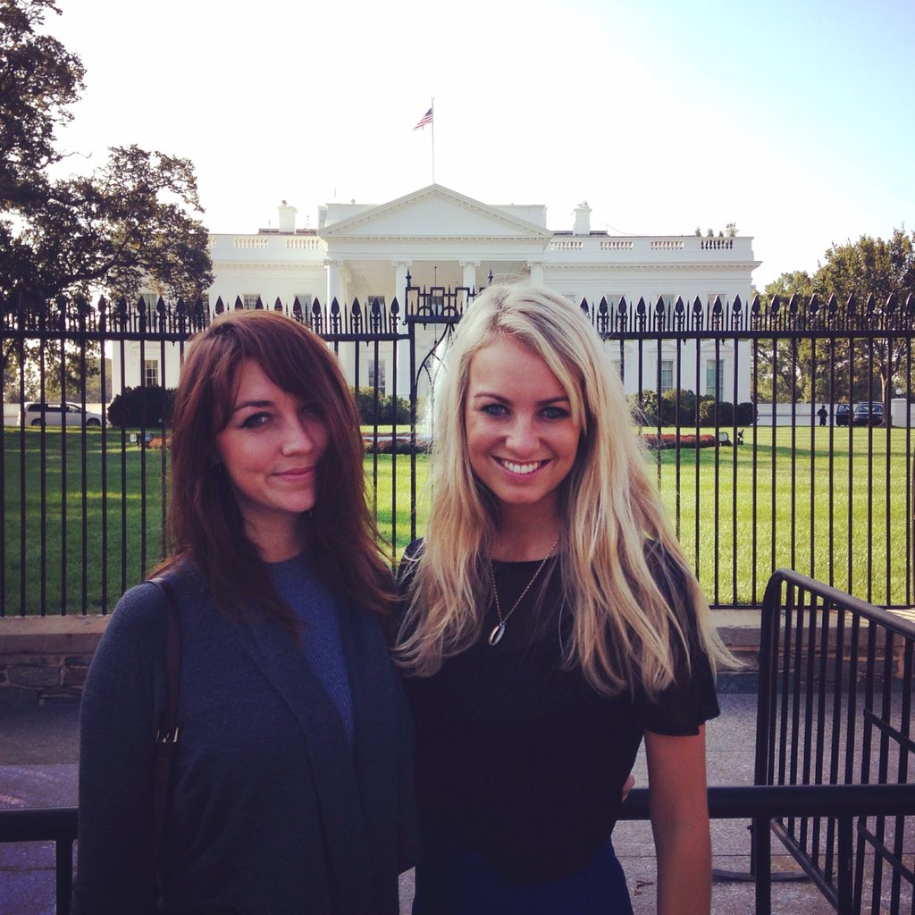 gordonemma2's tweet photo. New digs #thewhitehouse https://t.co/7dpQdgK3p2