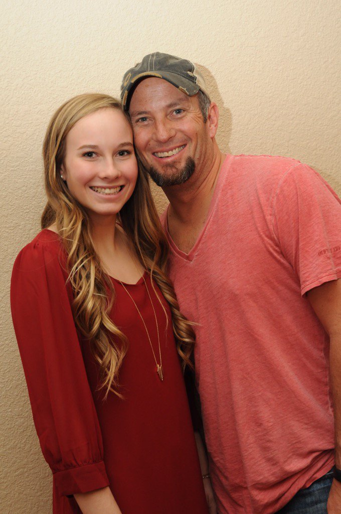 tedthulin's tweet photo. My beautiful Peyton all dressed up for HOCO! https://t.co/waiMPrLag3
