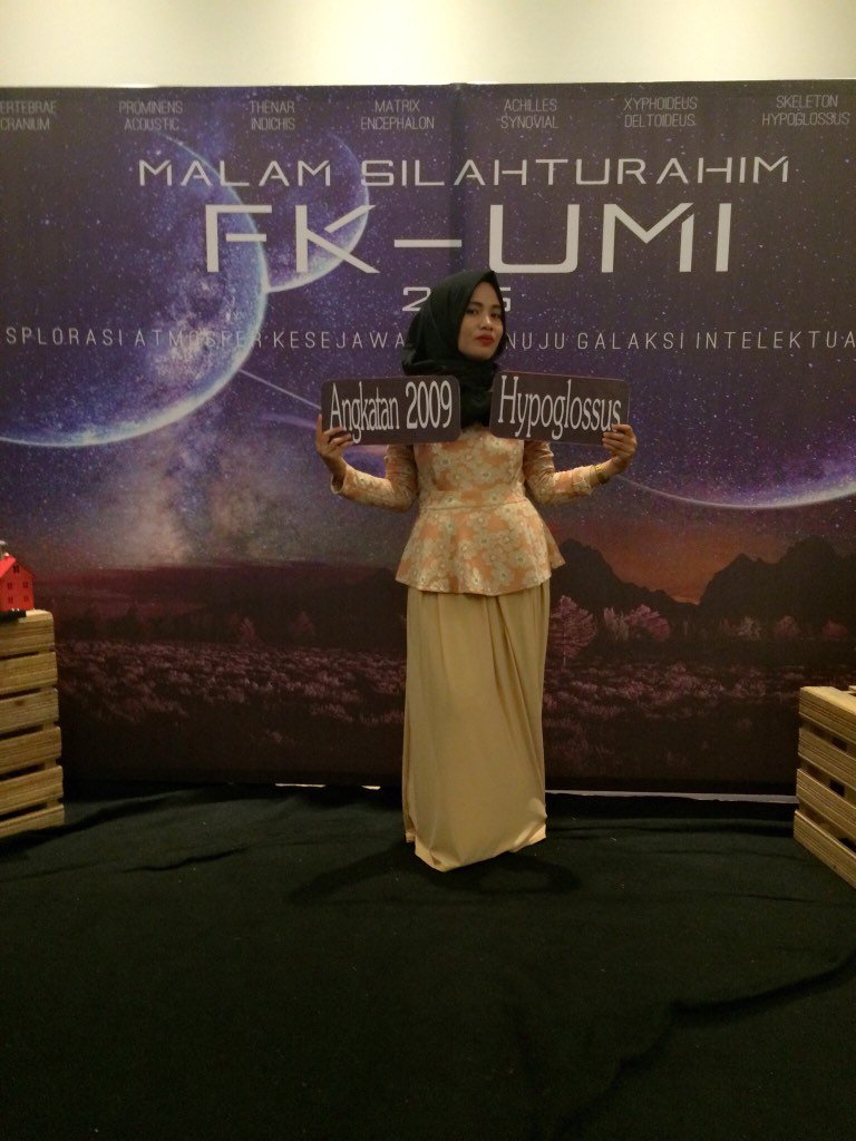 shadrina_SY's tweet photo. Kereeeeennn @MSFKUMI15 😘🙏👏👏💃🎊🎊 https://t.co/5rYcpcGoS7
