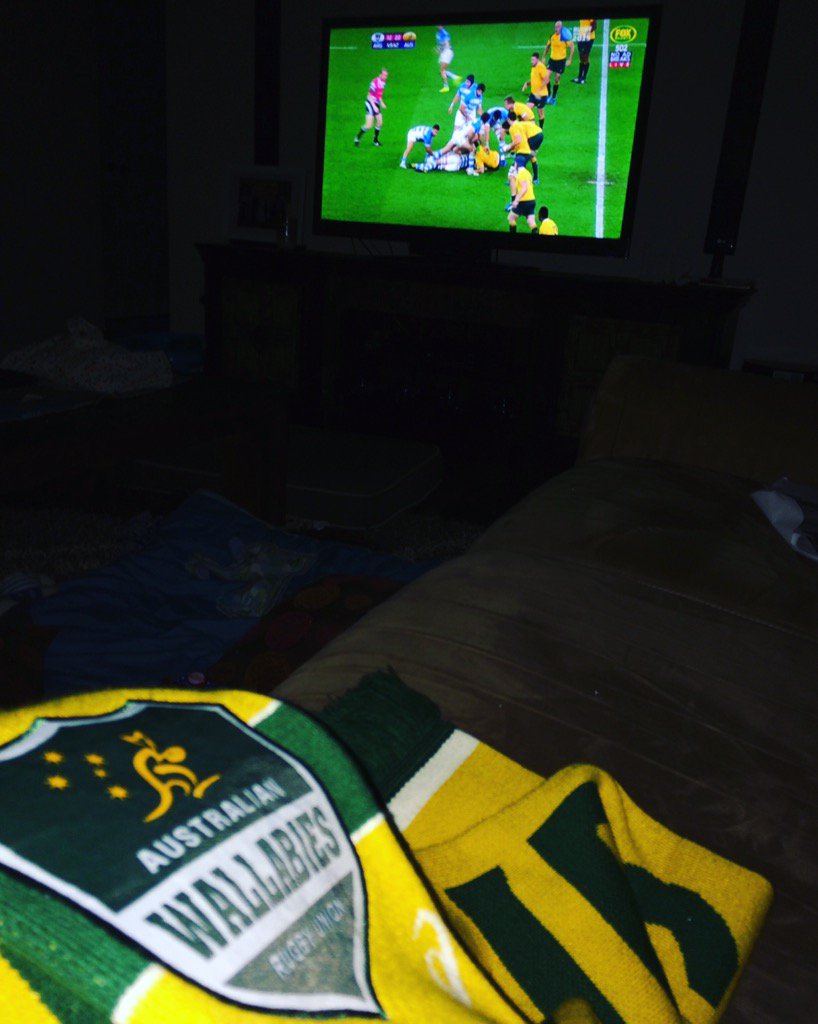 courtneymills9's tweet photo. #upasone with a teething 7mth old #ARGvAUS #Wallabies #RugbyWorldCup2015 https://t.co/Ntwgr4RMVe
