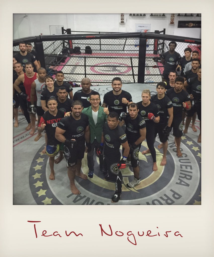 CSLgs8TWIAEdI9E.jpg:large