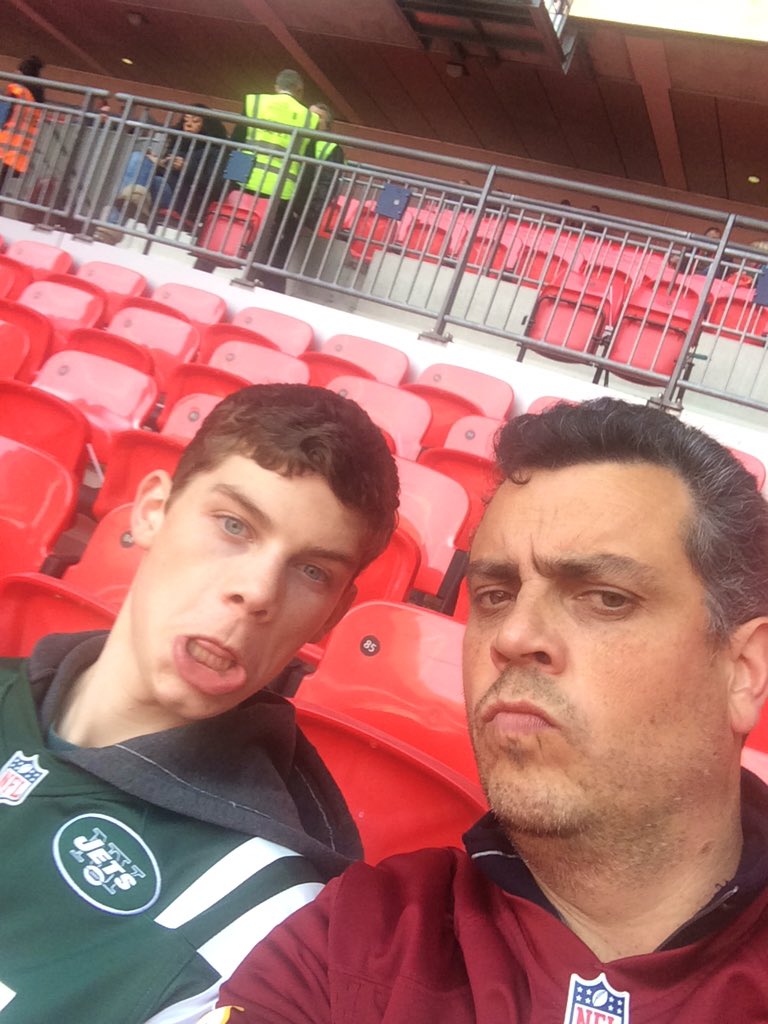 MjSunset's tweet photo. Ready for the game #NFLUK https://t.co/F8y7p6qAe7