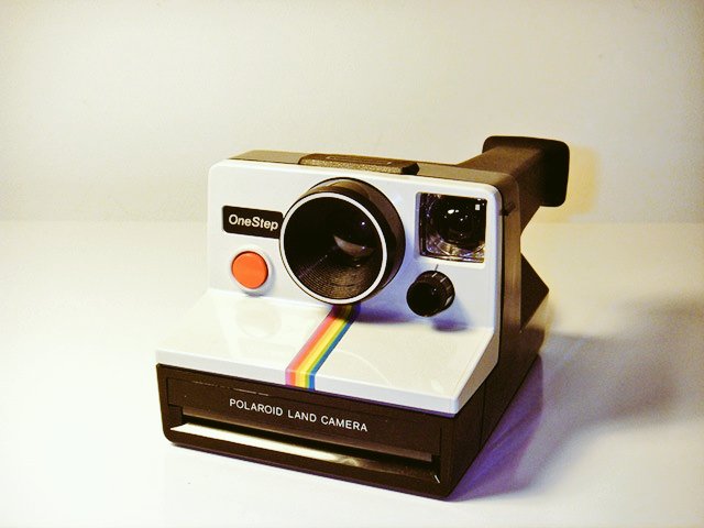 jordanified's tweet photo. RT if your picture was ever taken with this.. π
π
#badassmachine @Polaroid https://t.co/ndkvjxM1Zz