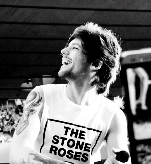 xthankyouharryx's tweet photo. We're LOSING!

RT to VOTE!

VOTEOneDirectionEMA

If each gets 50 RTs that's 1,500 VOTES!

29/30

#EMABiggestFans1D https://t.co/fKurHNghQr