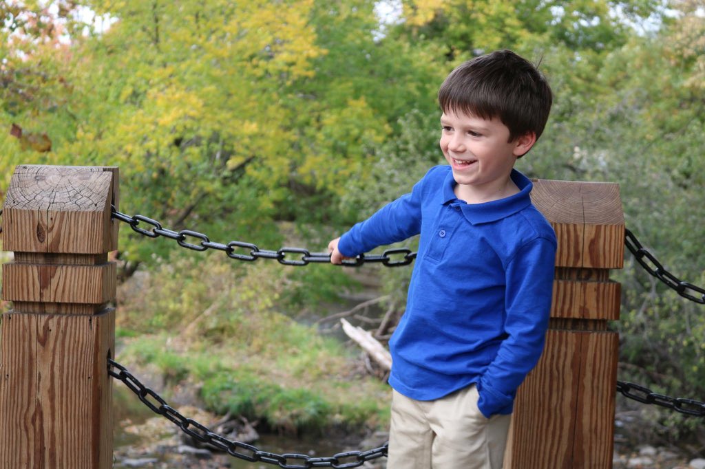 Lost kid - Caleb age 5 Brn hair blk pants star war croc 12:15 Sun am  Naper Rivrwlk plygrnd call police plz spread