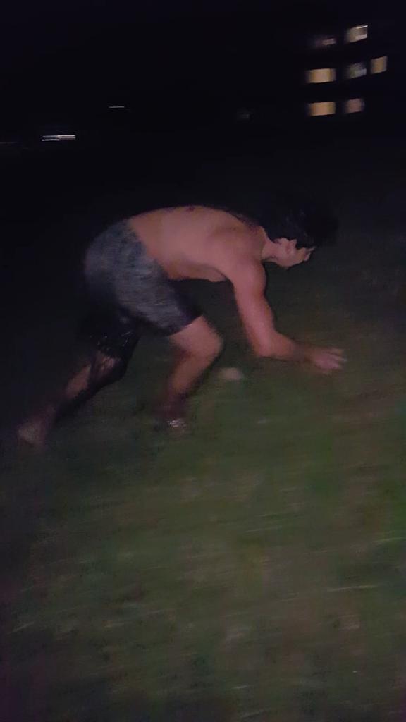 carson5soccer's tweet photo. This semester has me like...@kpizzle96 #RiverJump https://t.co/TzVSu6x4fT