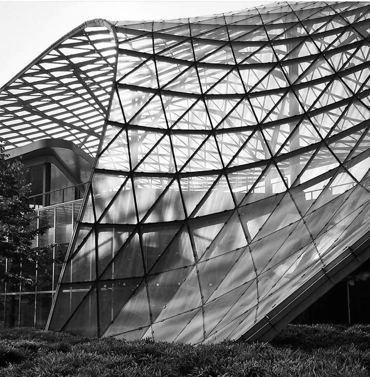 ASID's tweet photo. City scenes from @HostMilan. Milan is home to beautiful designs and #architecture! #Host2015 #design #Milan https://t.co/UYWrkpf7UH