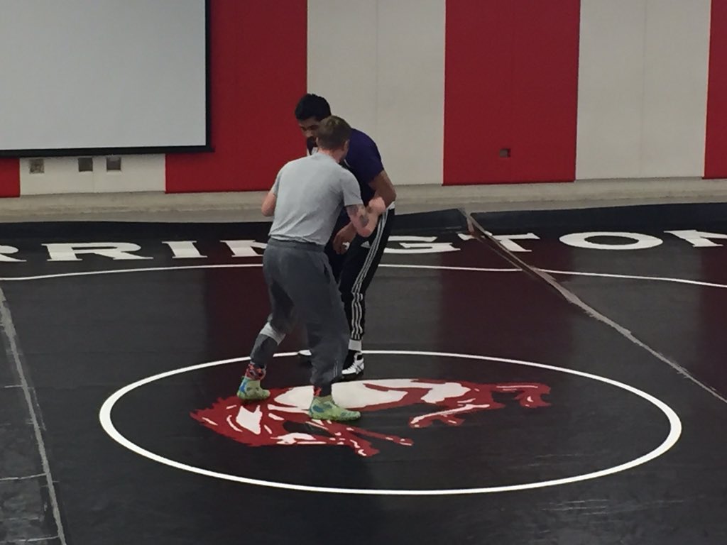 CoachLandvick's tweet image. #NotRobots 3 or 4 movements, what do they give you? @GOWHS_Wrestling #workHARDthinkBIG