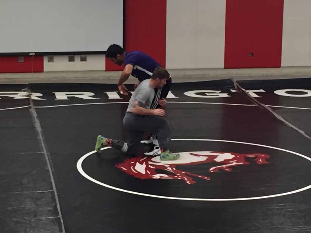 CoachLandvick's tweet image. #NotRobots 3 or 4 movements, what do they give you? @GOWHS_Wrestling #workHARDthinkBIG