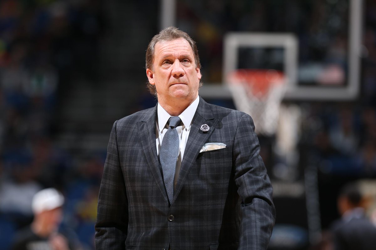 Minnesota Timberwolves announce President of Basketball Operations &amp; Head Coach Flip Saunders has died. He was 60.