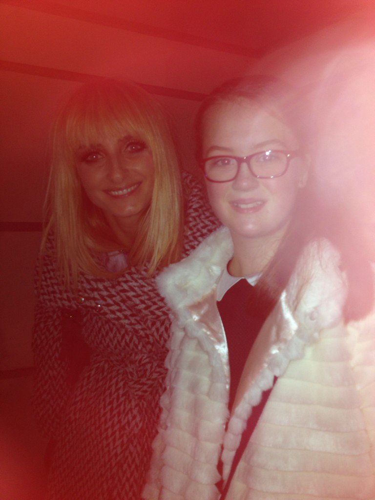 FieldingAlice's tweet photo. @GordanaGW Loved watching The show today you're a beautiful dancer- made my day having my photo with you thank you x https://t.co/nlIErSTUaT