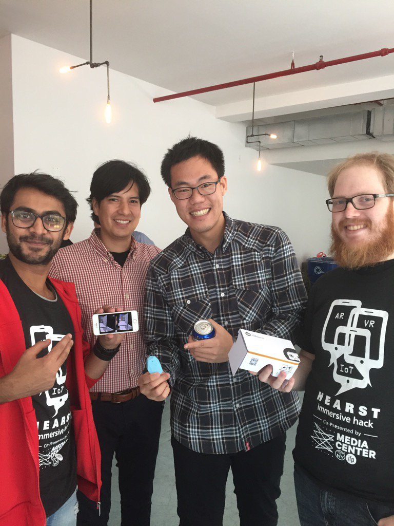 RahelJhirad's tweet photo. #HearstHack2015 @Bik3R @apulidonyc Sam Shenfangch https://t.co/2fGu8enPoh