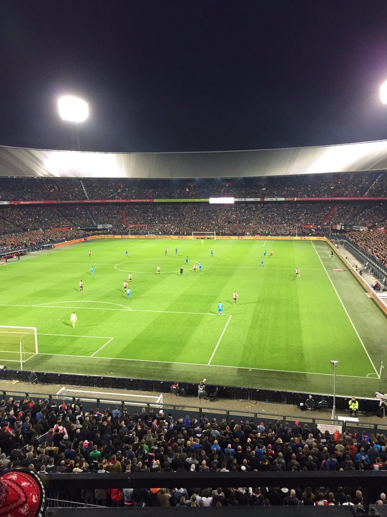 PHOTO: Whilst <a href="/SouthamptonFC/">Southampton FC</a> faced <a href="/LFC/">Liverpool FC</a>, our @FLTFutsal scholars watched <a href="/Feyenoord/">Feyenoord Rotterdam</a> vs <a href="/AZ_Alkmaar/">AZ_Alkmaar</a> at De Kuip
