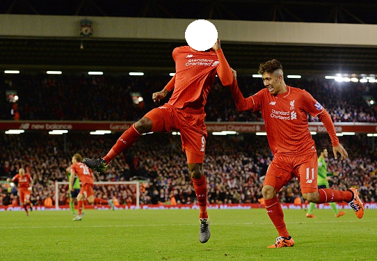 voetbalzonenl's tweet photo. VZ-fotoquiz - Welke speler zoeken we hier? #succes https://t.co/wIkNW59OrI