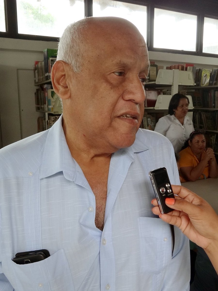 NoticiasMgta's tweet photo. Discutida nueva Ley del Servicio Bibliotecario en #NuevaEsparta. #MaduroFirmaXLaPaz https://t.co/MEabaYnJrF  https://t.co/HVXdJ2xTQl