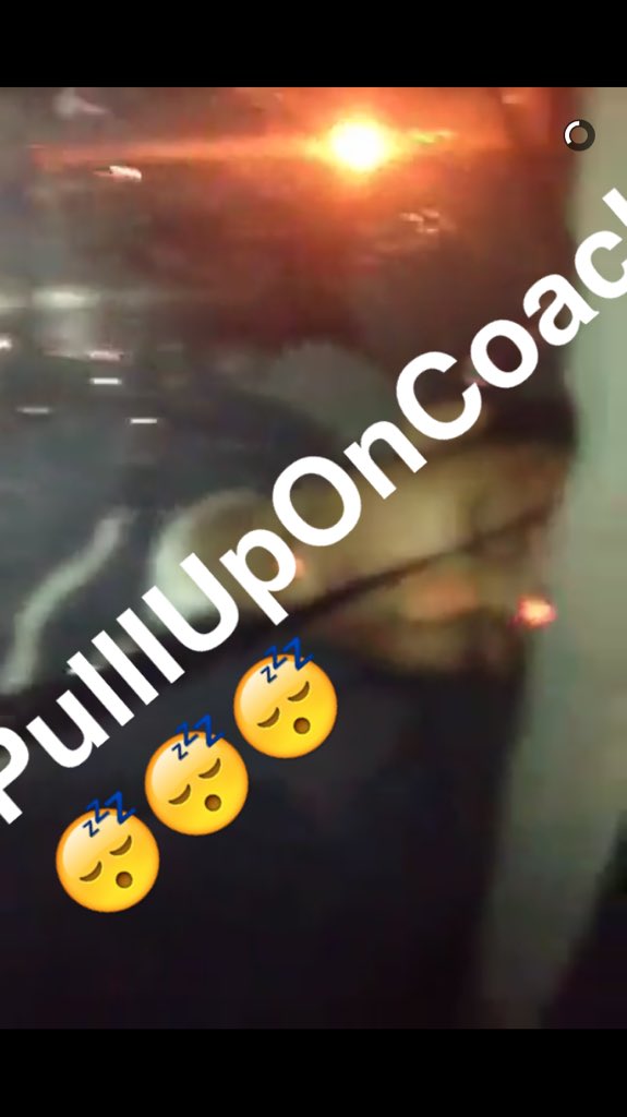 CoachCapone9's tweet photo. Always out here 💔😂⛽️ https://t.co/7sC2LDG0lU