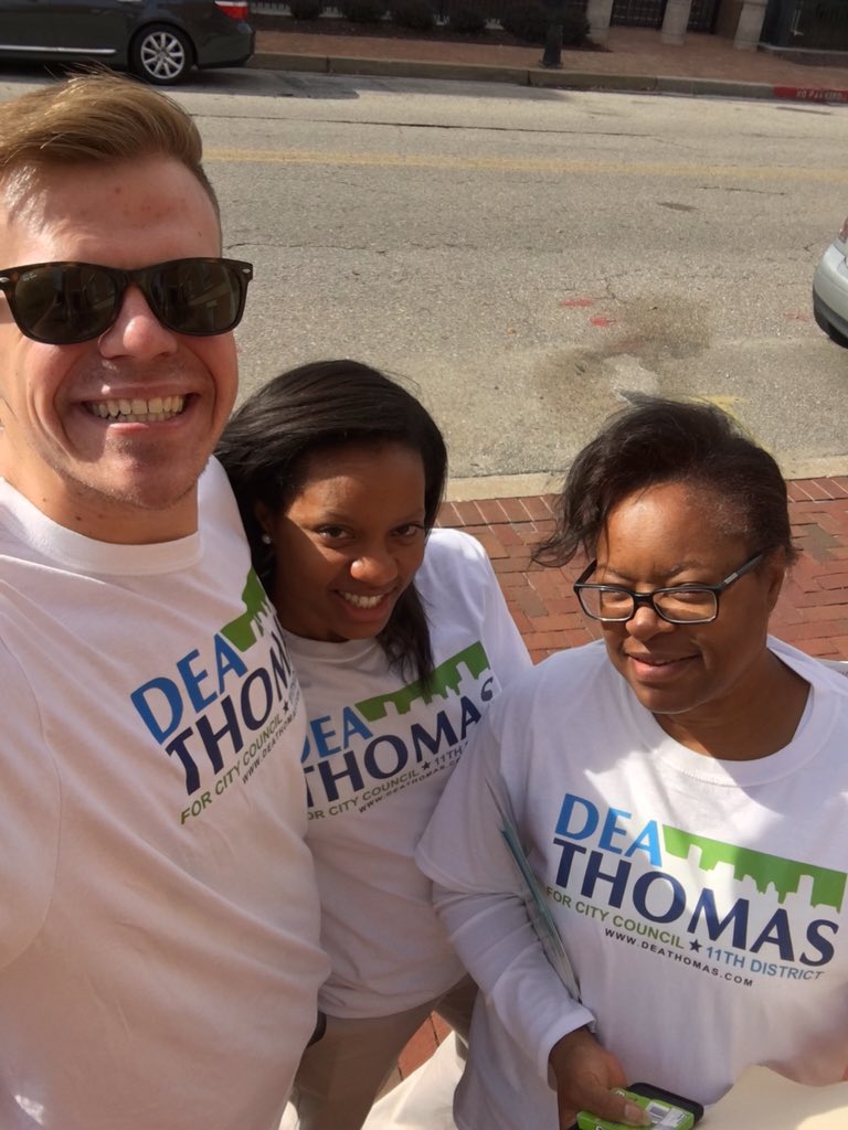MsDeaThomas's tweet photo. #DEArBaltimore,
We are spreading our message in South Baltimore! #Thomas2016 https://t.co/BKm6Tuy4PJ