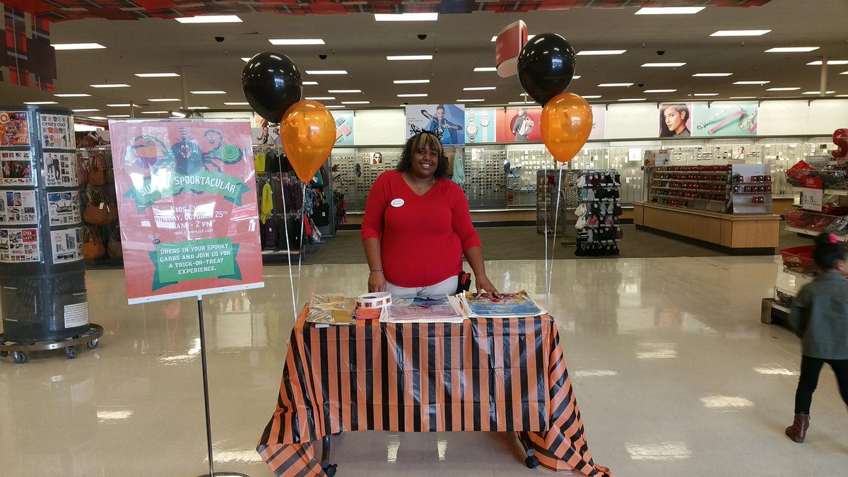 Dcbarnsie's tweet photo. Welcome to T0314's #Spooktacular event! @tcoats6 @angel_yanke @Jimanton12 @ginajoosten @SarahTreanor641 https://t.co/r0Rmwei2fY
