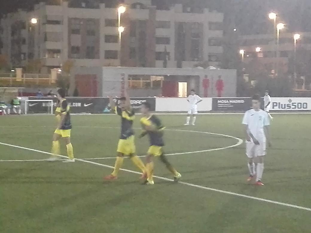 CDpuertaMadrid's tweet photo. JUVENIL Gooooooooolllll 2-0 de @SamuelRC19 a pase de #Argaya #VamosPuerta https://t.co/r1BN08F8vQ