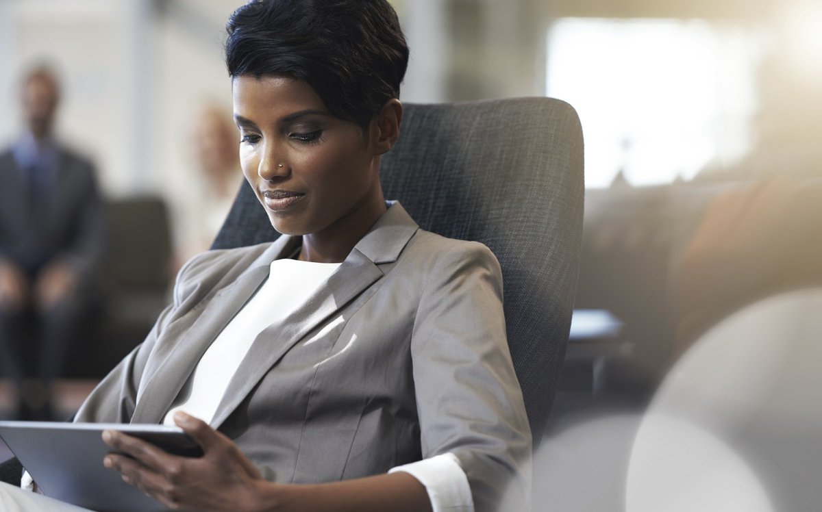 IATA's tweet photo. "Airlines will stream content to passengers’ own mobile devices in future" #AirlinesIntl https://t.co/i55bpmxkfN https://t.co/CIscJXo7QM