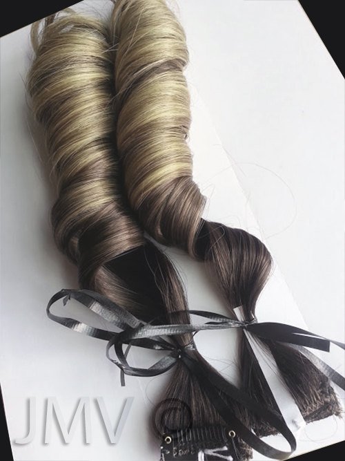JM_Vogue's tweet photo. Rustic Caramels #2 Darkest Brown Ombre 100% human hair extensions Rus… https://t.co/3bc5VTeEs5 #beautyblogger #Blond https://t.co/9Y8pLN994q