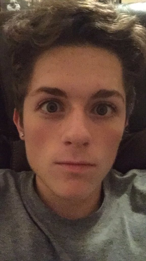 dylandauzat's tweet photo. Happy, Sad, Shocked https://t.co/bcNUy5uuvi