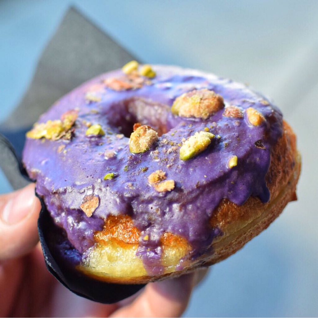 hoodfamousBS's tweet photo. Sweet dreams are made of this. Who am I to disagree? #ubedonut πΈ by: @NAM_NICE https://t.co/wThL8jt6nE