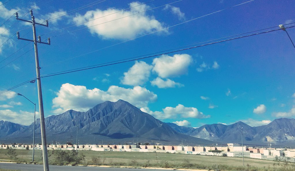 fredrikfirden's tweet photo. Me preguntan por que me quede en este país, esta ciudad simple. Amor a primera vista.#usertime #inlove https://t.co/juts7C2lNk