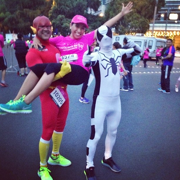 mariana92_rdz's tweet photo. #CarreraAvon contra el #CáncerDeMama #CDMX Súper Héroes #Yoelegicorrer #LoveRunSmile #FlashRunner https://t.co/q99SElqe3h