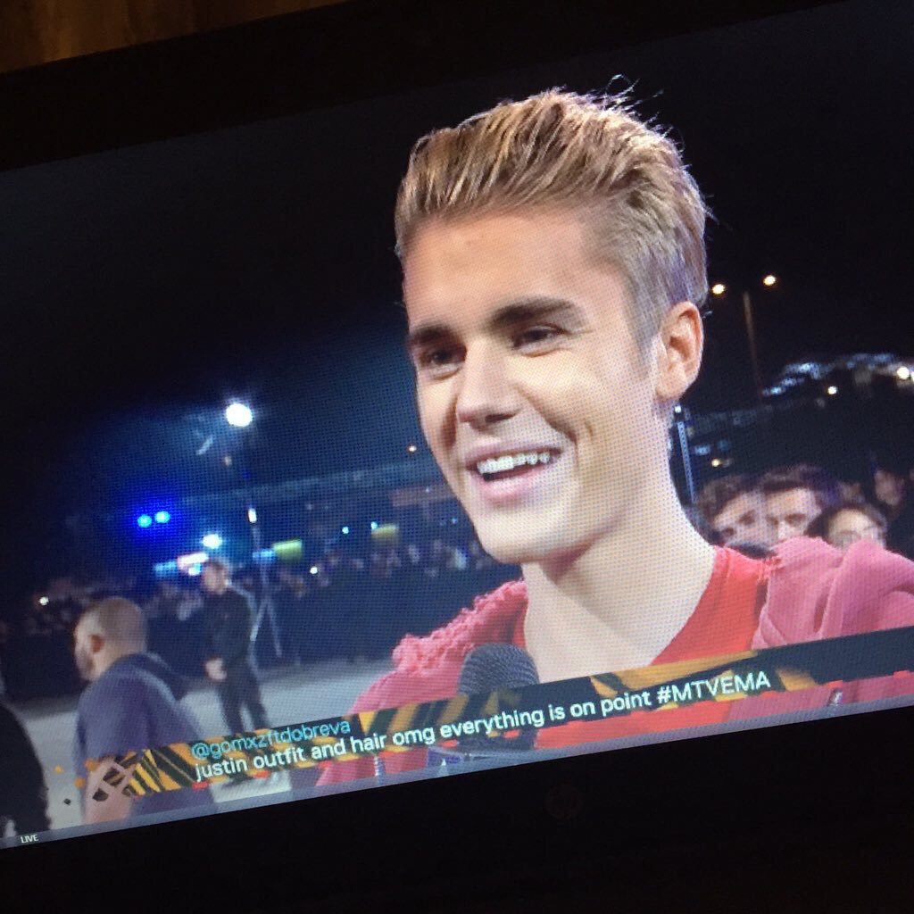 bieberfied's tweet photo. IS HE YOUNGER PAUL WESLEY OR IS HE OLDER JUSTIN BIEBER https://t.co/cHYPDWozXY