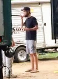 socalmom2four's tweet photo. #OctoberRob #TLCOZ #HenryRob #beardyRob https://t.co/drgNjR4M80