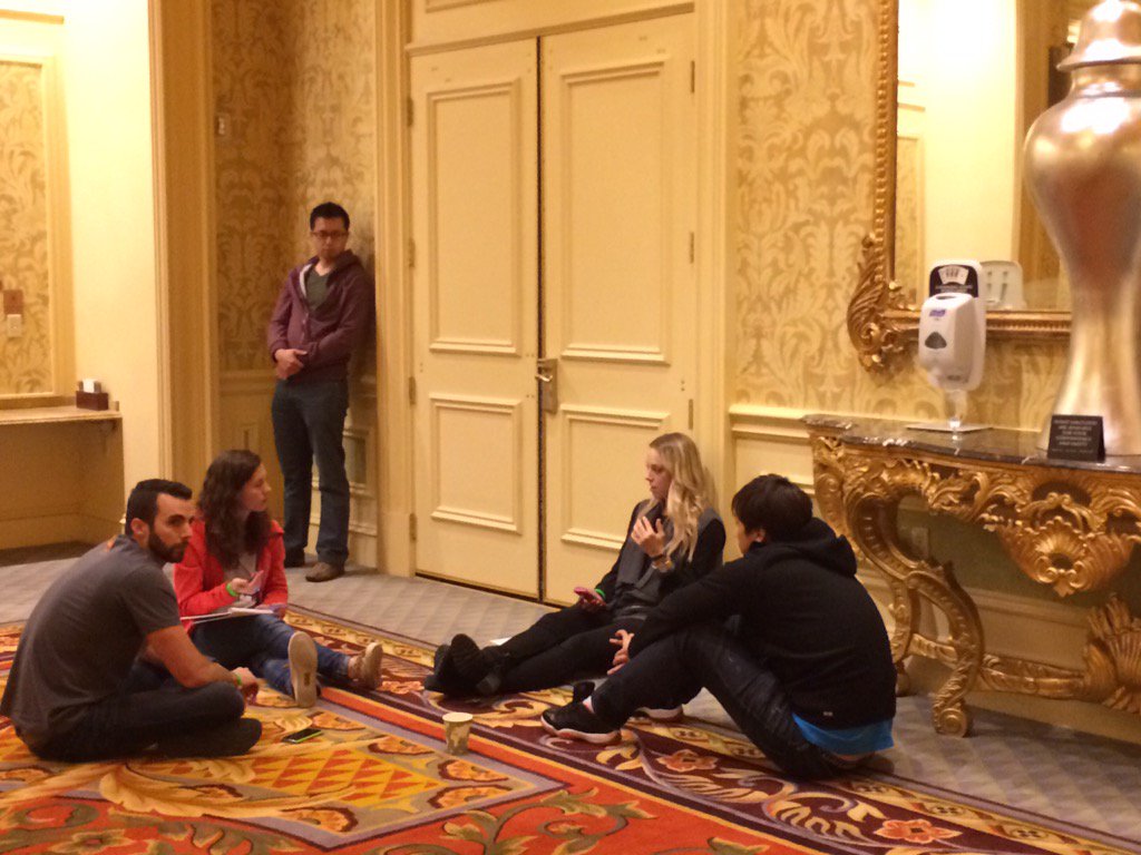tippy9058's tweet photo. .@BoozAllen #money2020hackathon team ready to pitch @namkyu @GraceKnoxy @acdavid13 @Joe_Devito @frazier_evans https://t.co/bm4nfxCHfC