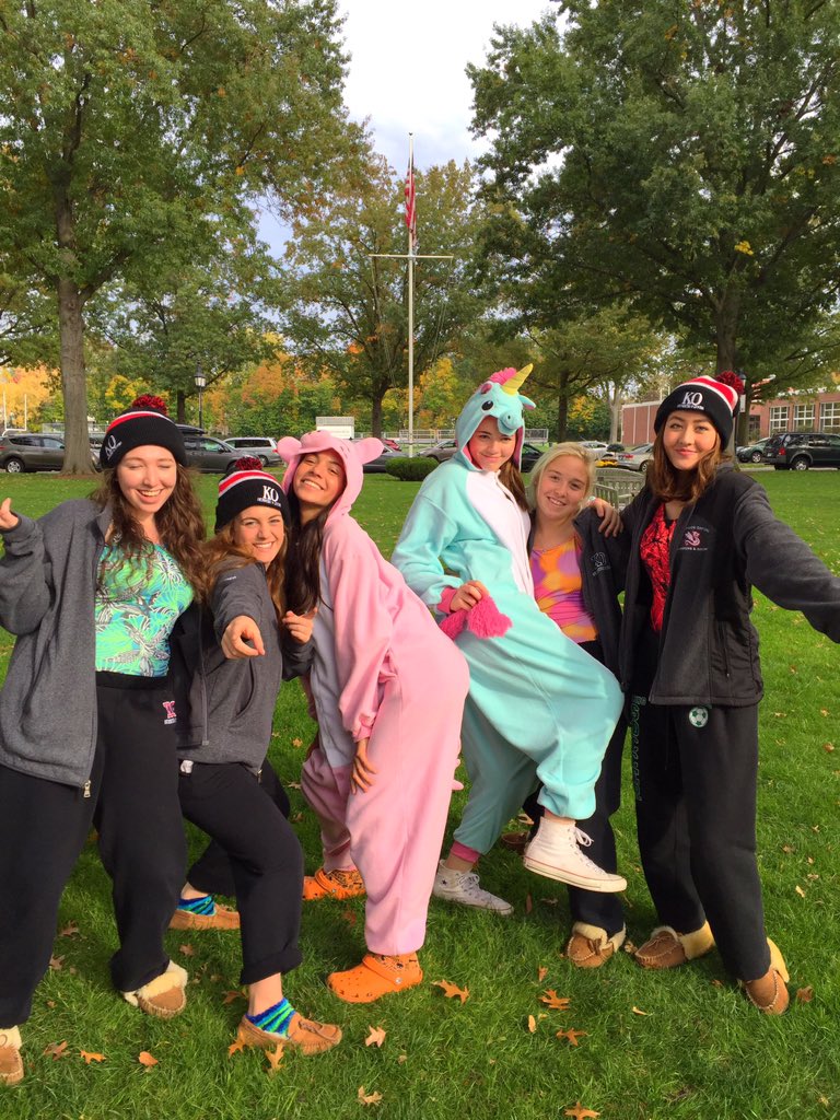 KOswimming's tweet photo. 23 days till swimming!!!! https://t.co/EP1eFGw0BG