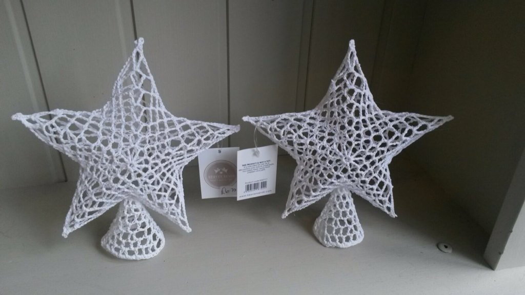 rosyinteriors's tweet photo. Christmas at everything's rosy Buxton https://t.co/jZVzPRkDlR https://t.co/vrKGk0JOMV