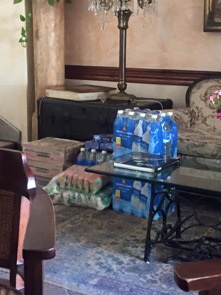 Estamos solicitando víveres, p damnificados en Mascota centro de acopio @villaganz López Cotilla # 1739, Gdl.