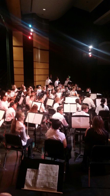 OYOrchestra's tweet photo. Ms. Alexander's Sinfonia takes the stage! #youthorchestra #classicalkids #OYOrchestra https://t.co/4AFfnWzzzD