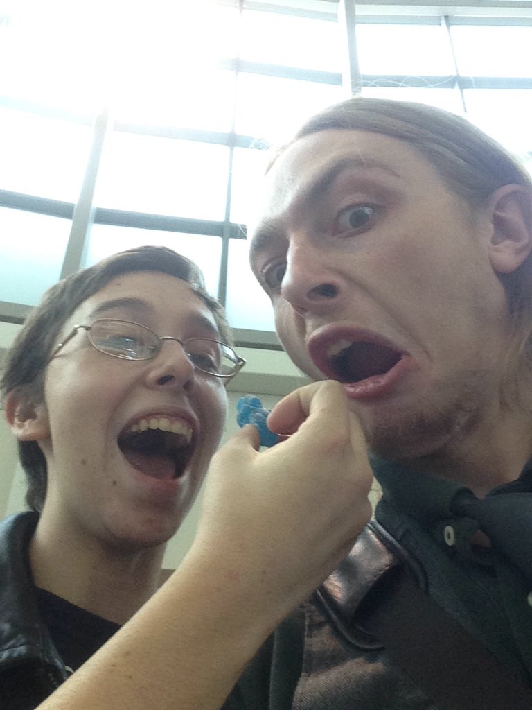 ShadowwWiseacre's tweet photo. @ClarkXDowling @avistrumacademy @MileHiCon #sourbluejellybaby #spoilers#4thdoctor #colubrae #enigmus https://t.co/HrACeNQ2HF