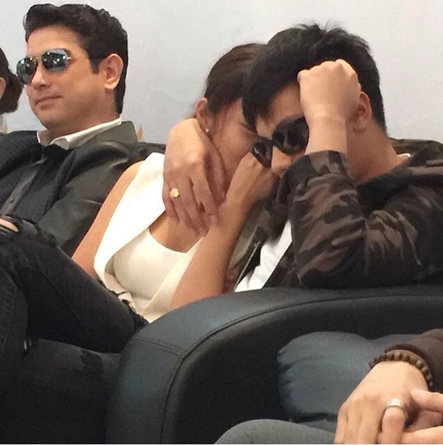 jingmack1519's tweet photo. lynsay_015: RT geekinarainbow: HOY. NAPABALIKWAS AKO. MUNTIK KONG NASAPAK KATABI KO. DAHAN DAHAN NAMAN.💙😭©

#PSYBa… https://t.co/UiniqMvGti