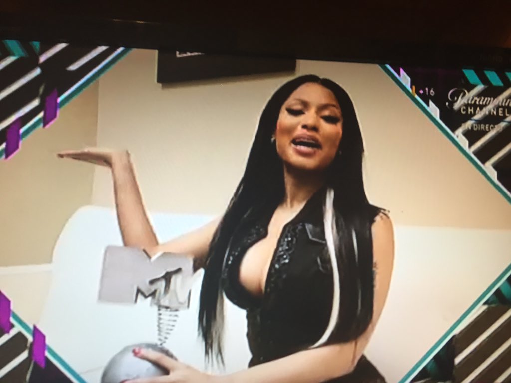 JAVICONIC's tweet photo. BAE 😍😍😍😍😍😍😍😍😍😍😍😍😍😍😍😍😍😍😍😍😍 #MTVEMA https://t.co/Z23ob6hByb