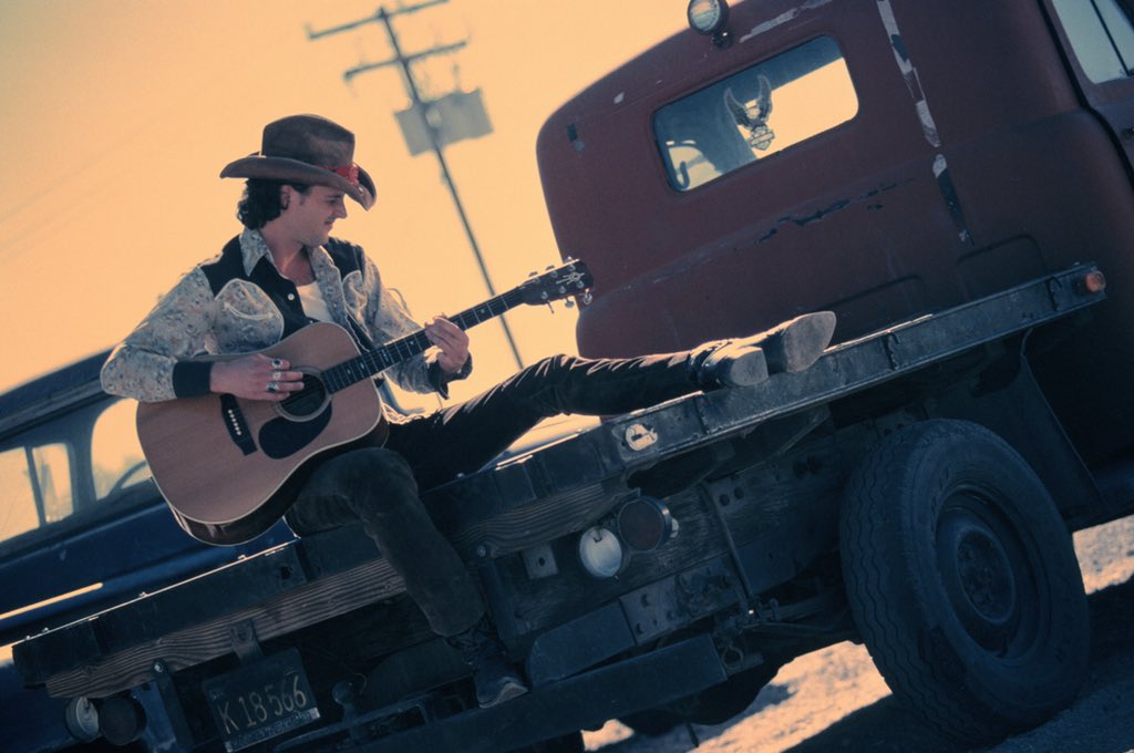 включи country. кантри музыканты. включи country. американский фолк кантри. надин вестерн.