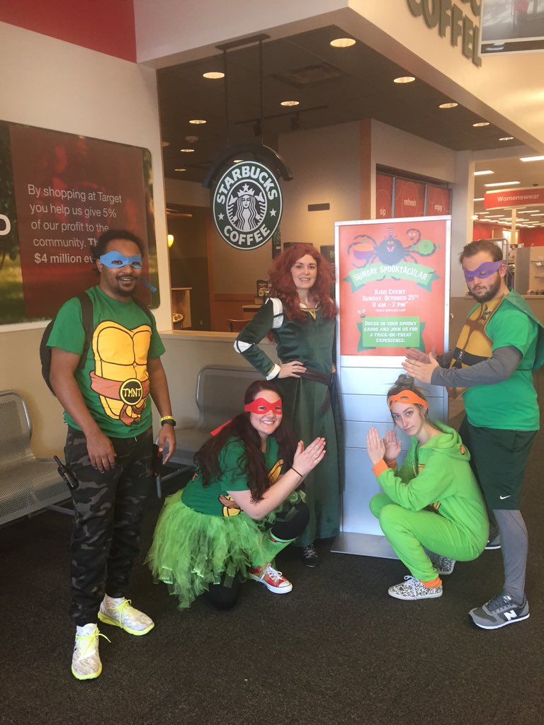 Bolton_Tara's tweet photo. Merida and the Ninja Turtles crushed the Sunday Spooktacular at 924 today! #smallbutmighty #happyhalloween https://t.co/MOM5f7Ondh