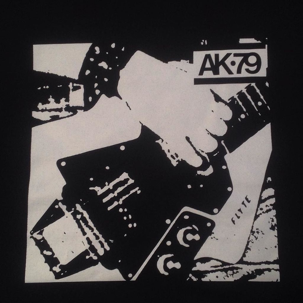 ESPonline's tweet photo. #ak79 #nzpunk #nzmusic #screenprint #screenprinting #screenprinted #newzealand #espnz #tea… https://t.co/RTZWgc3Rnp https://t.co/zo0Gz0bZsr