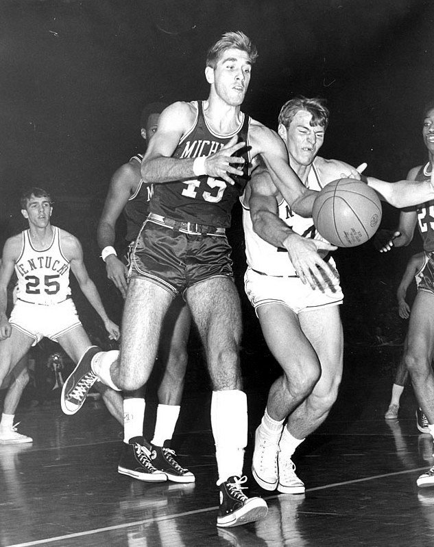 25-OCT-1948 Happy 67th birthday to Dan Issel of Batavia IL. UK men\s all-time leading scorer with 2,138 points. 