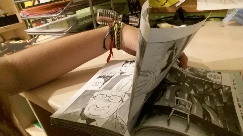 KirisuMaiden's tweet photo. Me encanta leer mangas así, es hermoso. #Pluto8 #PlanetaDeAgostini https://t.co/BWwpTRBjH6
