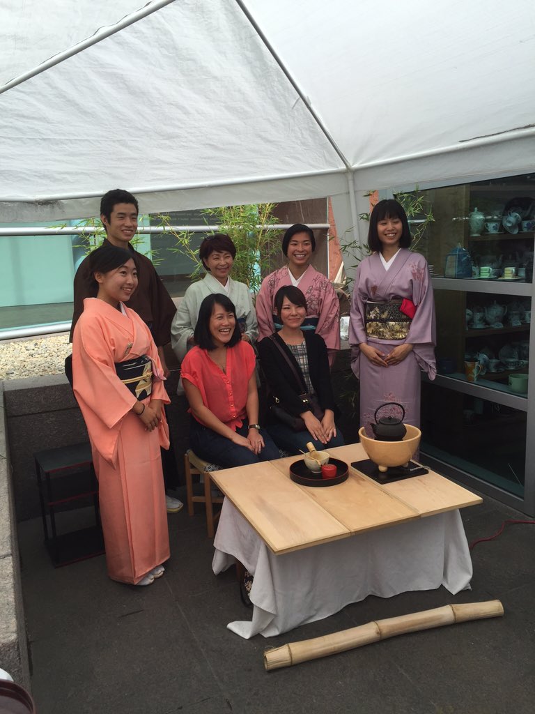TMehreteab's tweet photo. Tea ceremony at CHADO https://t.co/Ryfn6hxOFq