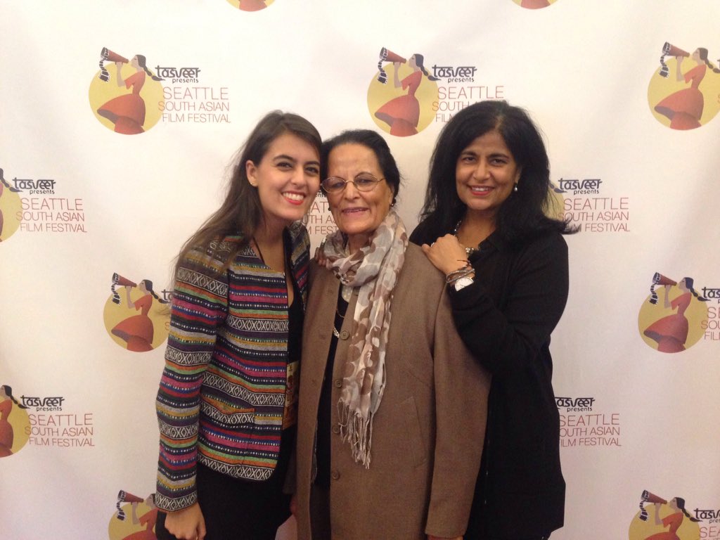 PaisleyYasmine's tweet photo. Screening  #PeaceDaalPartition at the Seattle South Asian Film Fest today!! 😊 #SSAFF2015 https://t.co/wkCV1K3Fc6
