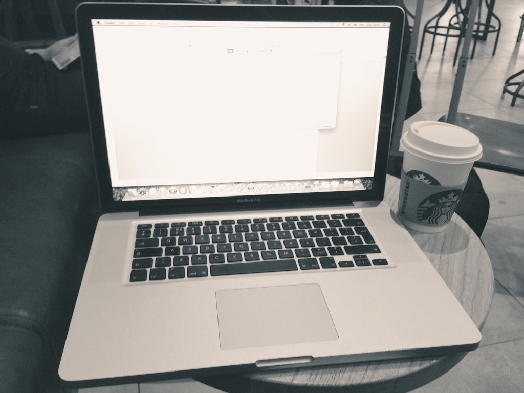 Steven_Armour's tweet image. Might as well make use of this free time and do some uni work, while looking like a pretentious twat #starbucksbasic