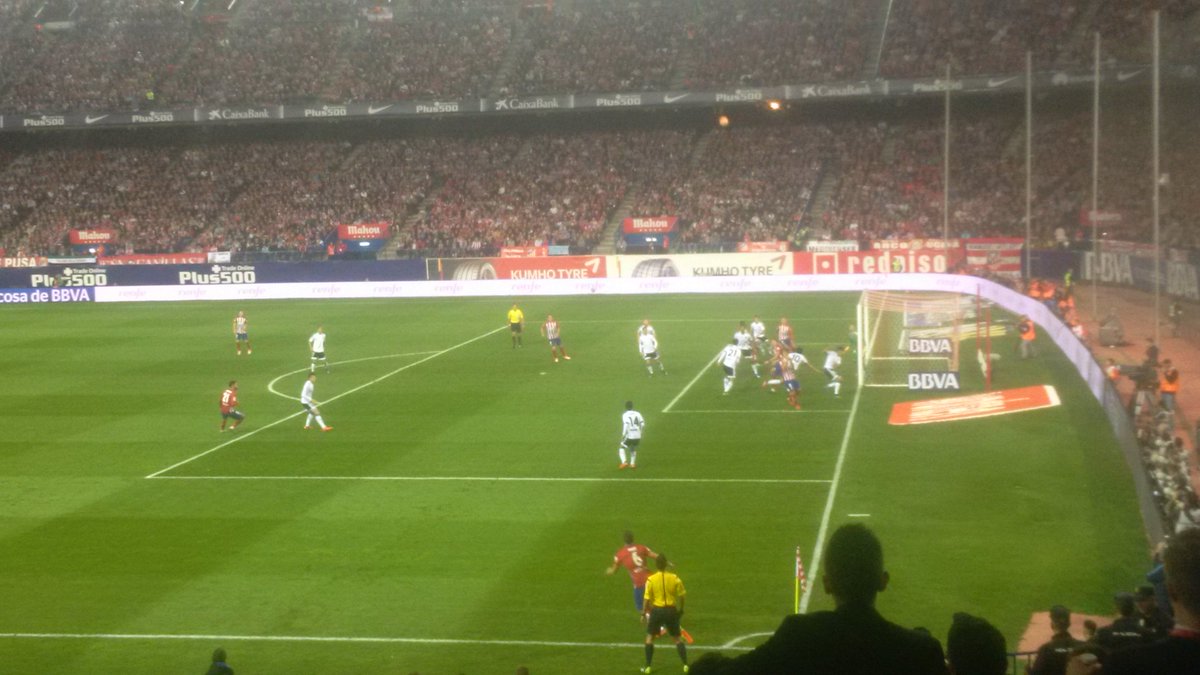 TouringSport's tweet photo. Half time. Atletico Madrid 2 - 0 Valencia. With the boys from QEH School. https://t.co/nfrlQYuwTA