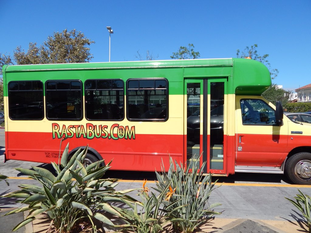 laurenlarocque's tweet photo. @DaysofourLives #Days50ContestCAN #Days50 Bucket list item to see #LosAngeles via @RastaBus #love https://t.co/IM0RSN8t8U