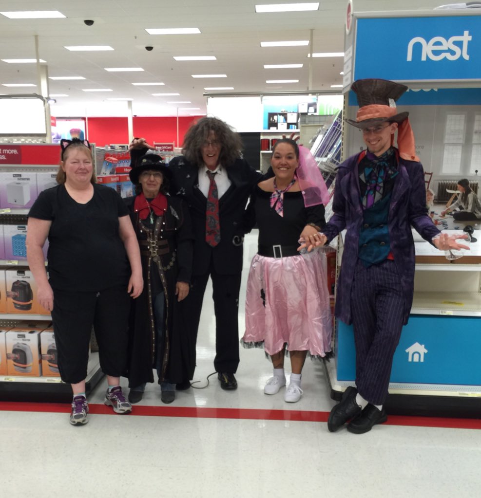 noodlez16's tweet photo. The team did a great job with the #spooktackular event today at 1482 @EvanPresler https://t.co/o5bcqLsblV